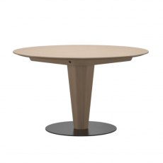 Bordeaux Extendable Round Pedestal Dining Table | Oak